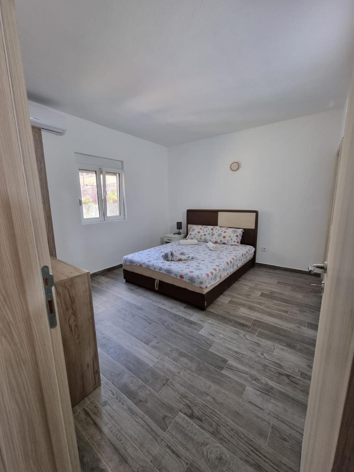 Apartments Vukmarkovic Sutomore Ngoại thất bức ảnh