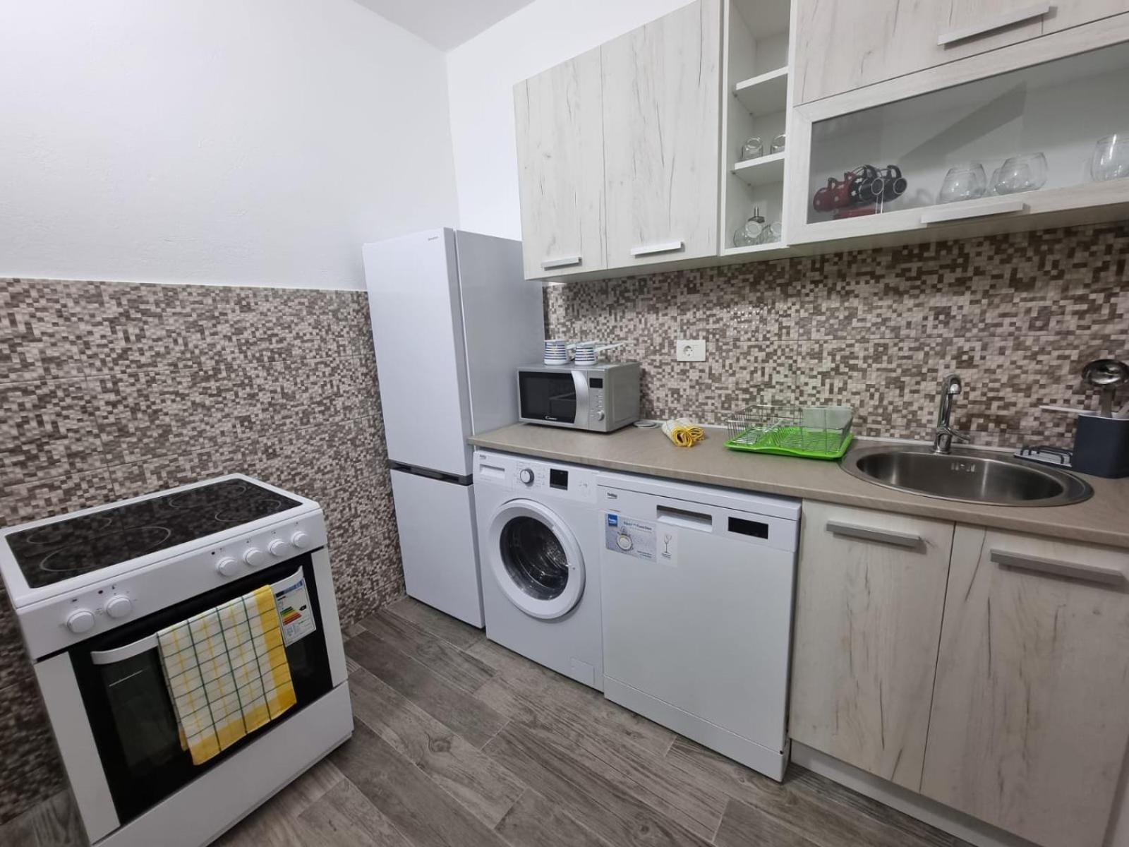 Apartments Vukmarkovic Sutomore Ngoại thất bức ảnh